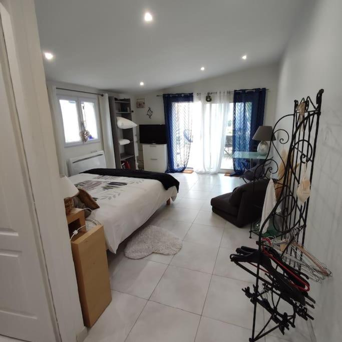 קסטלנאו-לה-לז Studio Independant Dans Villa, Parking Gratuit. מראה חיצוני תמונה